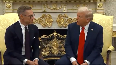 Alexander stubb left donald trump rapidresponse47.jpg