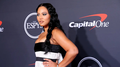 “Boots on the ground” – Stephen Curry’s wife Ayesha Curry reacts to devastating Hurricane Melissa hit Jamaica and its aftermath | NBA News