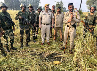 Bsf recovers narcotics near border.jpg