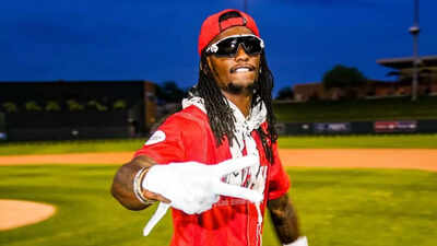 Ceedee lamb expected back after high ankle sprain.jpg