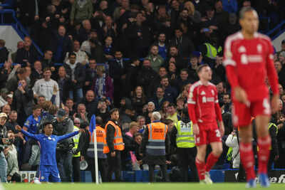 Chelsea beats liverpool after late estevao goal and arsenal tops the premier league.jpg