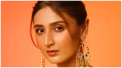 Dhvani bhanushali.jpg