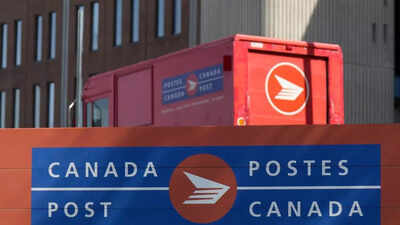 Eight indian origin men have been arrested for massive mail theft in canada they stole items worth 4.jpeg