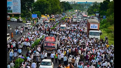 Hc orders bacchu kadu led protesters to immediately clear wardha road warns of strict action against.jpeg