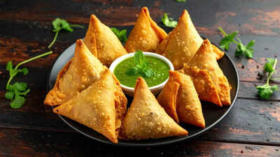 How a rs 20 samosa habit can lead to a rs 3 lakh angioplasty delhi doctor warns of the real cost of.jpeg