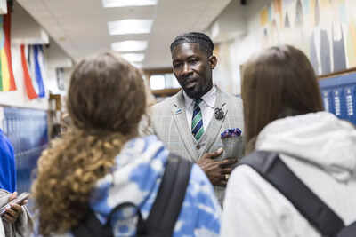 Ice arrest exposes gaps in oversight how superintendent ian roberts ran des moines schools undetecte.jpeg