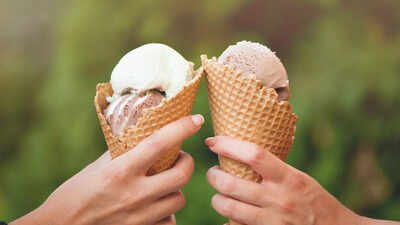 Ice cream for people with diabetes know its effects on blood sugar and smart consumption tips.jpg