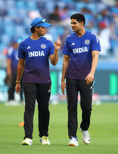 India v pakistan asia cup final.jpg