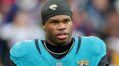 Jaguars travis hunter placed on ir with knee injury raising big questions about his two way future.j.png