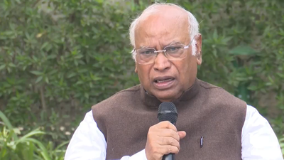 Kharge during a press conference in new delhi.jpg