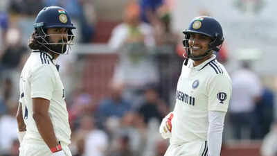 Kl shubman 1210 afp.jpg