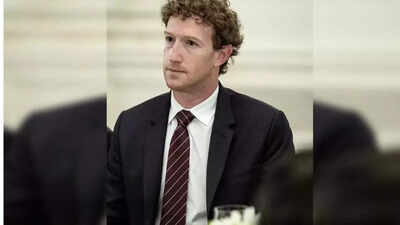 Mark zuckerberg drops to 5th place on bloomberg billionaires index following metas massive ai spendi.jpeg