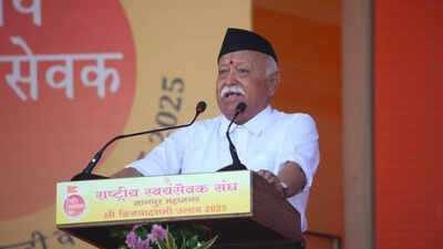 Mohan bhagwat in nagpur.jpg