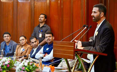 Mumbai oct 03 ani actor akshay kumar speaks at the inauguration of 39cyber aw.jpg