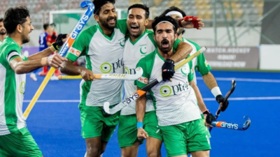 Pakistan hockey team.jpg