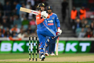 Rain washes out twenty20 series opener between australia and india.jpg
