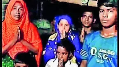 Repatriate pregnant woman bangladesh court to indian mission.jpg