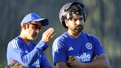 Rohit sharma and gautam gambhir.jpg