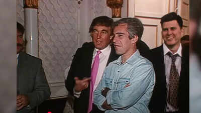 Snl39s weekend update when colin jost 39turned up39 in epstein video with donald trump.jpg