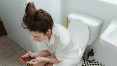 Stop these bathroom habits before they harm your gut health harvard trained gastroenterologist revea.jpeg