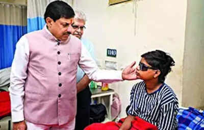 Two cops sounded alarm but mp failed to take action on carbide guns.jpg