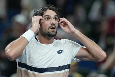 Valentin vacherot stuns novak djokovic and could face cousin in shanghai masters final.jpg