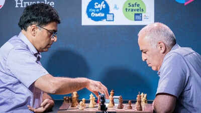 Viswanathan anand takes on garry kasparov.jpg