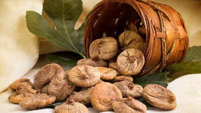 10 healthy and easy ways to enjoy figs for better digestion and heart function.jpg