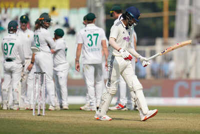 1763220145 india south africa cricket.jpg