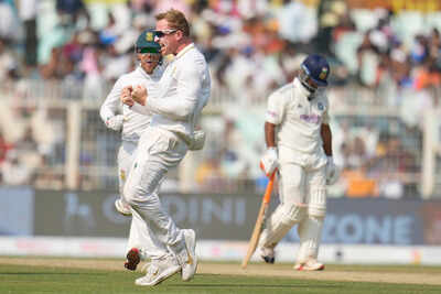 1763364199 india vs south africa.jpg