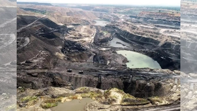 1763981306 untitled design 44.jpg