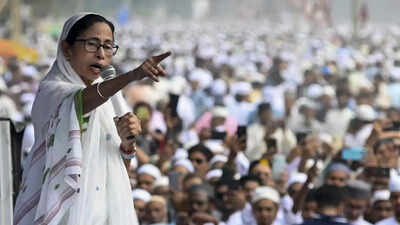 1764066670 mamata banerjee.jpg
