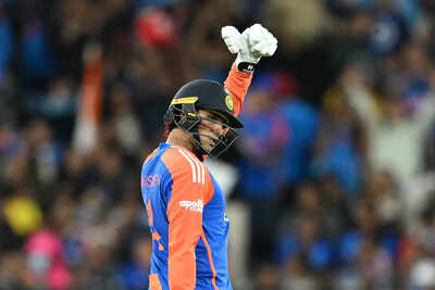 Australia india cricket.jpg