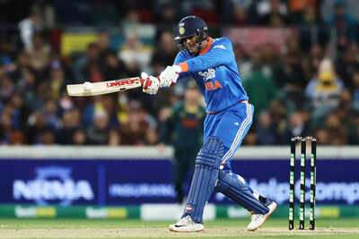 Australia v india t20 series game 1.jpg
