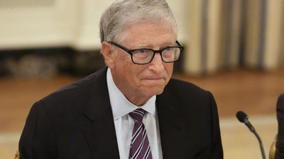 Bill gates foundation 39shocks39 market as it makes a 39big cut39 in microsoft shares losing 39major.jpeg