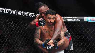 Carlos prates and leon edwards.jpg