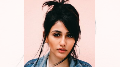 Congress shares the photo of the lady alleging that she voted 22 names in haryana under the names ra.png