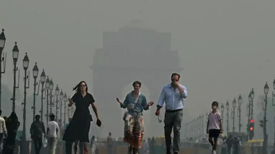 Delhi39s air quality plunged to a season high 39very poor39 aqi of 388.jpg