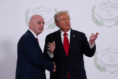 Donald trump and fifa president gianni infantino.jpg