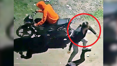 Drone operator followed fleeing accuseds vehicle for nearly a kilometre recording every movement.jpg