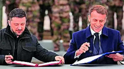 France agrees to sell up to 100 fighter jets to ukraine.jpg