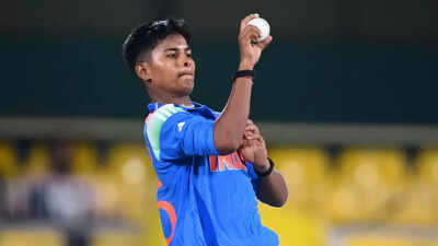 Kranti gaud 0911 icc.jpg