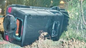 Mercedes g63 hits 3 near vasant kunj39s ambience mall.jpg