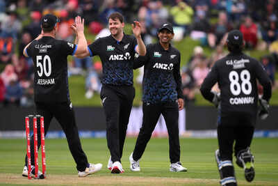 New zealand v west indies 5th t20.jpg