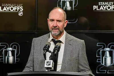 Nhl head coach peter deboer of the dallas stars takes part in the post game press conference.jpg