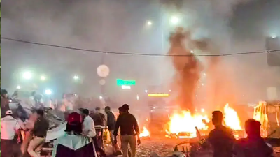 Red fort car blast delhi.jpg