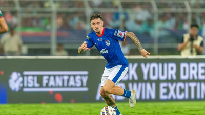 Ryan williams gives up citizenship to play for india.jpg