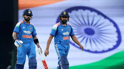 1764650322 virat kohli and rohit sharma.jpg