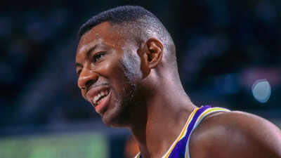 1764902738 elden campbell.jpg