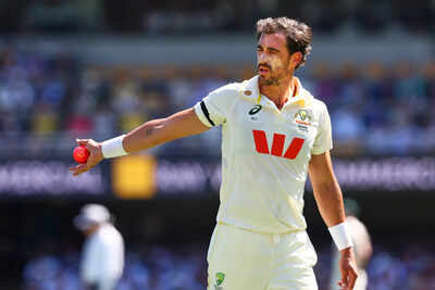 1764925871 mitchell starc.jpg